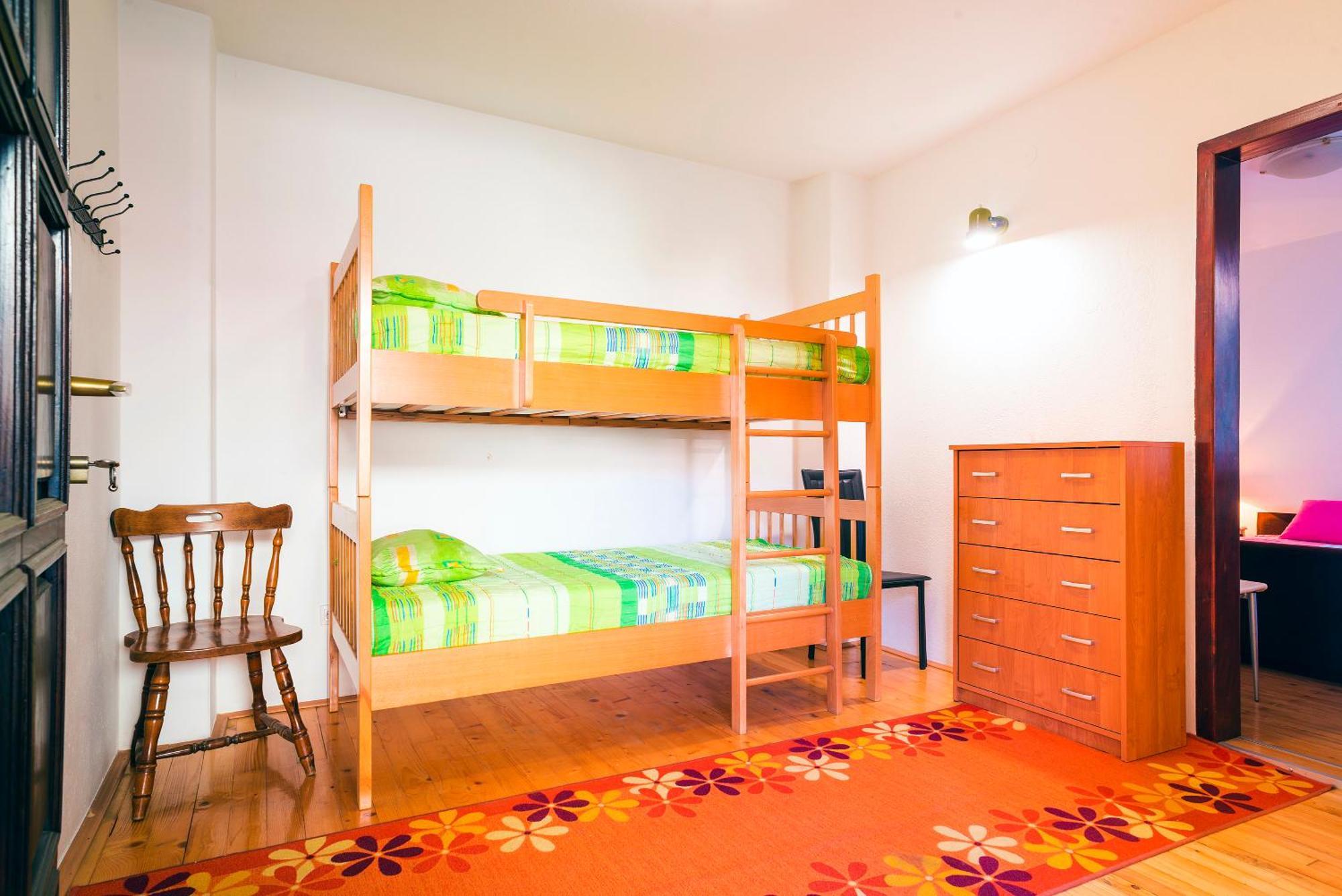 Apartmani Slavica Ягодина Екстер'єр фото