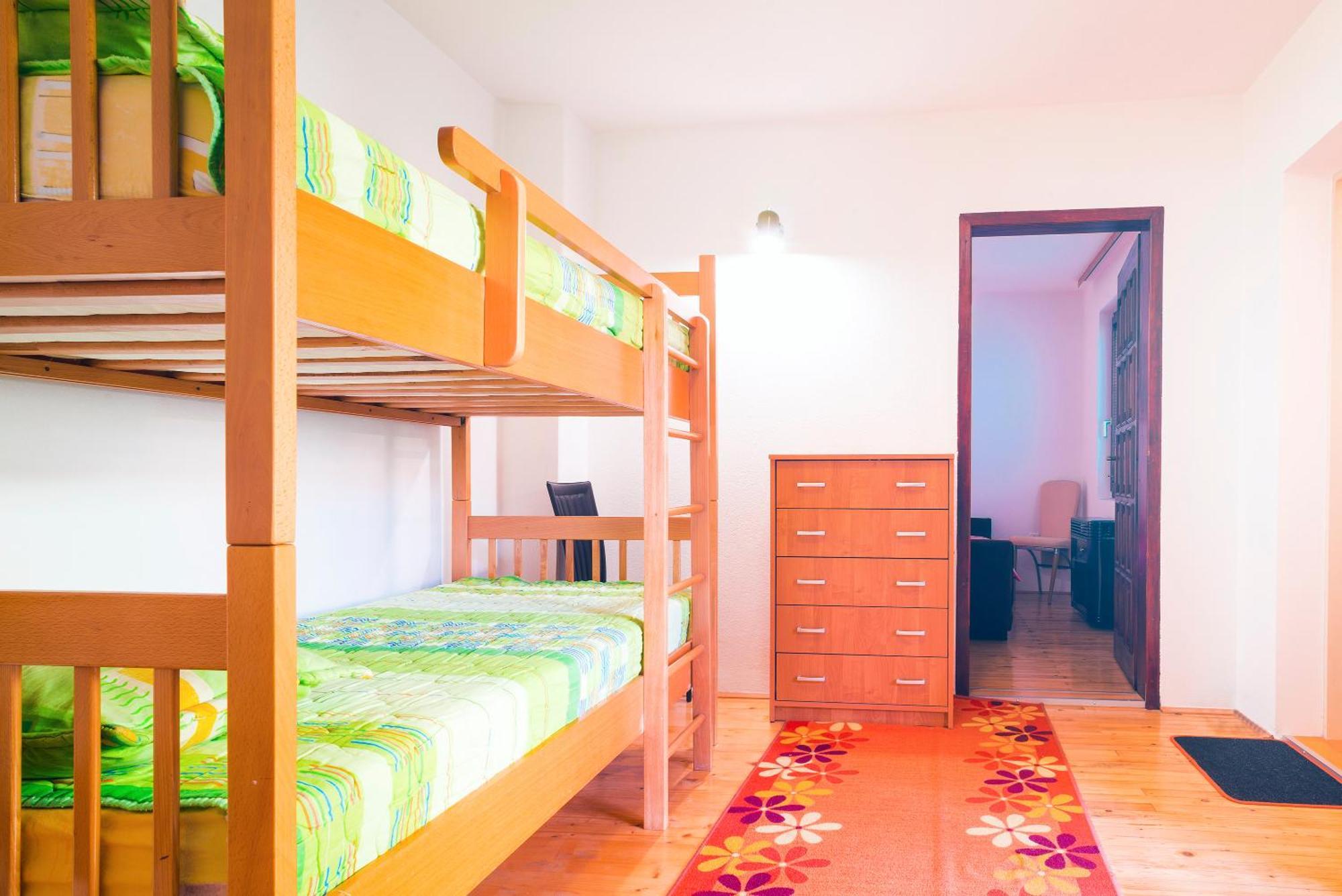 Apartmani Slavica Ягодина Екстер'єр фото