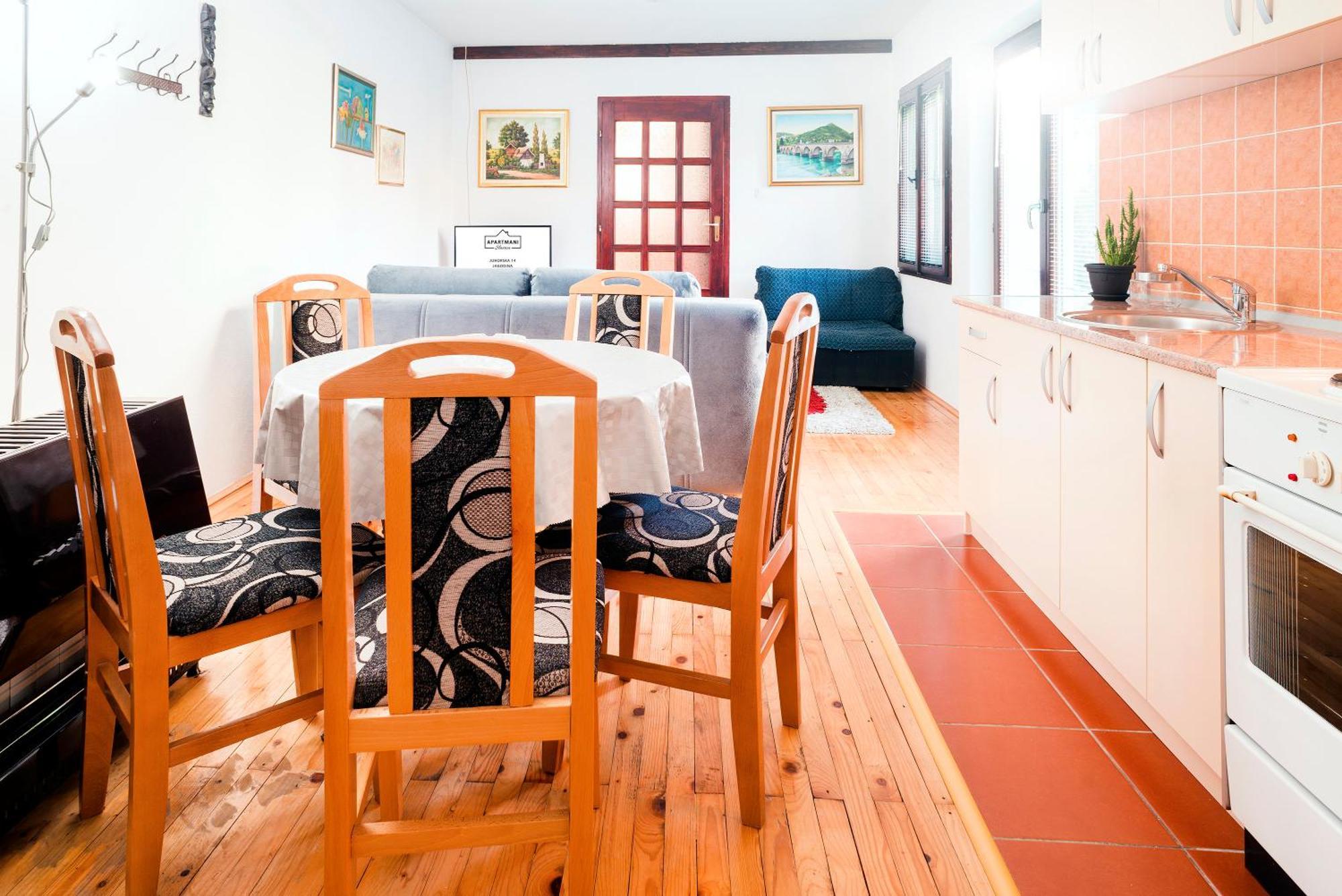 Apartmani Slavica Ягодина Екстер'єр фото
